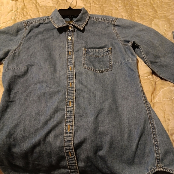 Eddie Bauer Blue Jean Button up Shirt - Picture 3 of 4